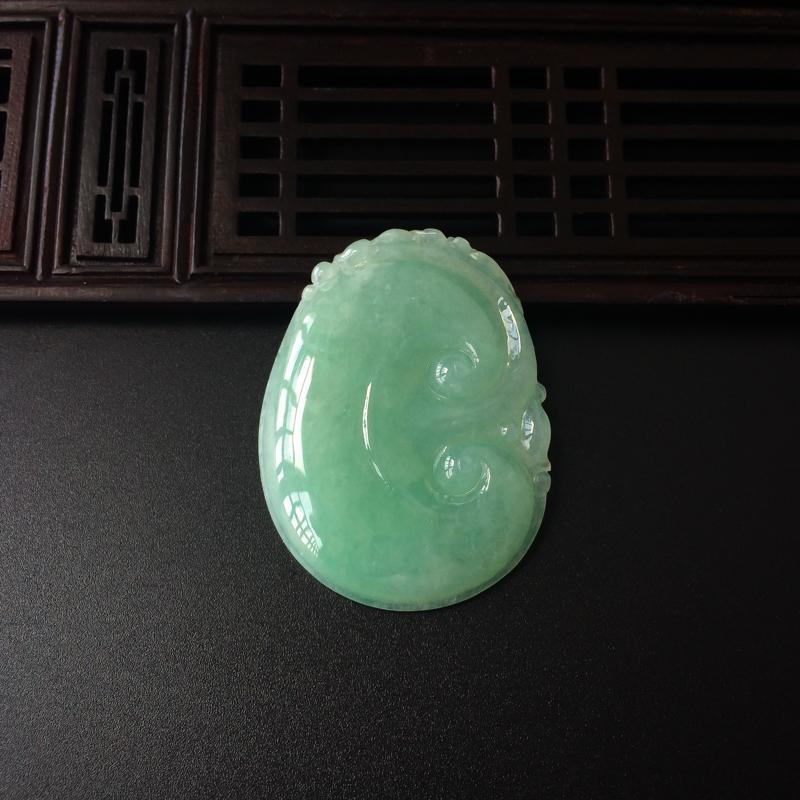 缅甸A货天然糯种浅绿翡翠如意吊坠 - 红掌柜