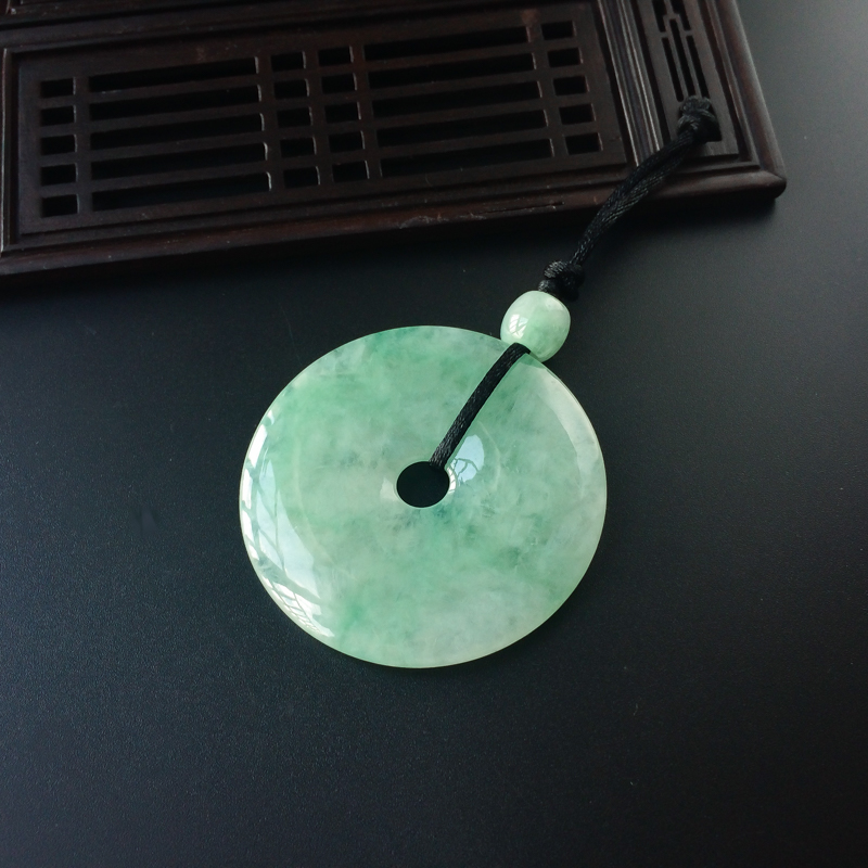 浅绿翡翠平安扣吊坠 - 红掌柜