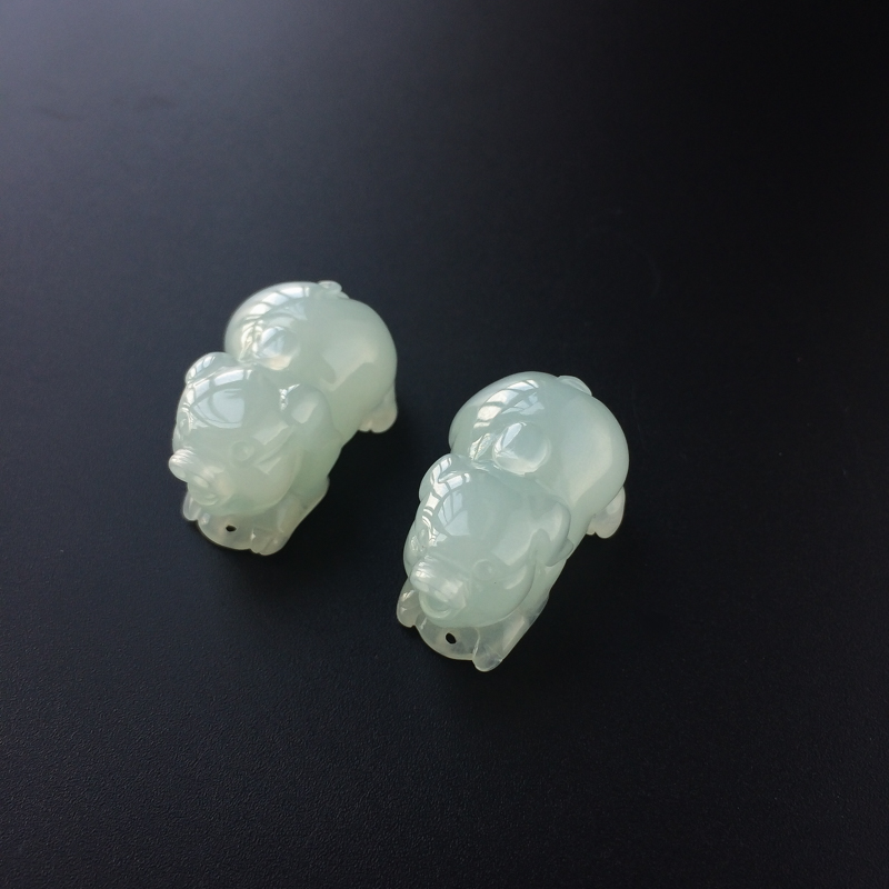 翡翠小猪吊坠 - 红掌柜