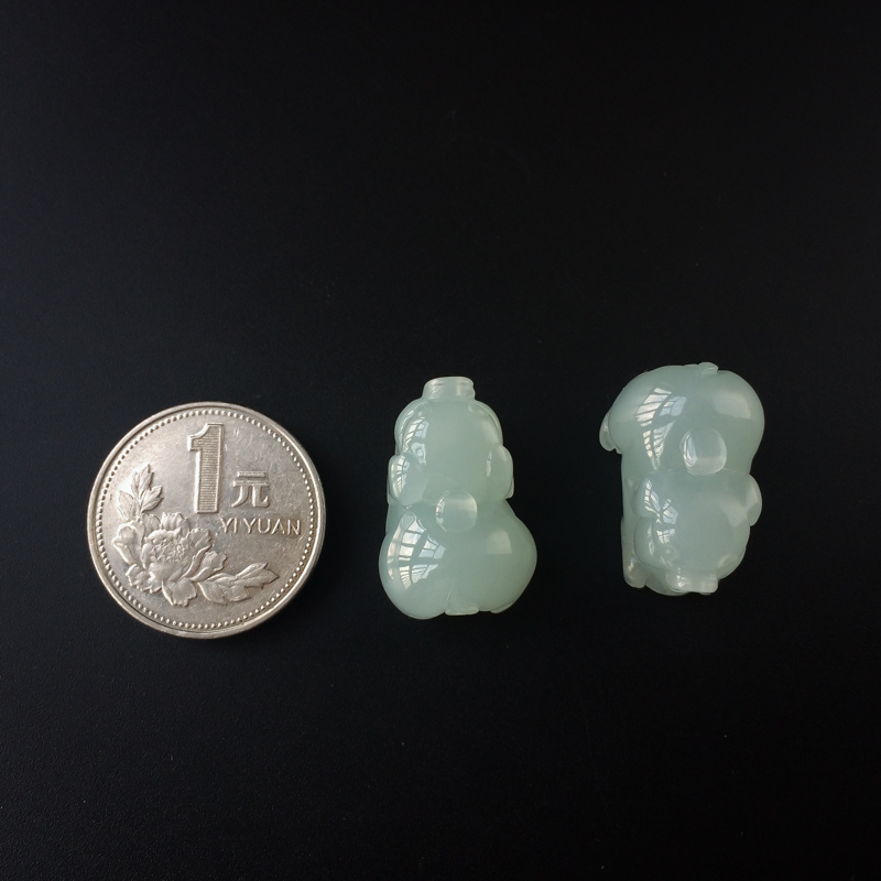 缅甸A货糯种翡翠吊坠 - 红掌柜
