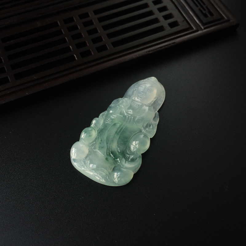 飘花翡翠观音吊坠 - 红掌柜