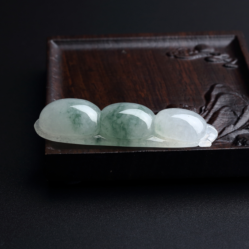 翡翠福豆吊坠-红掌柜