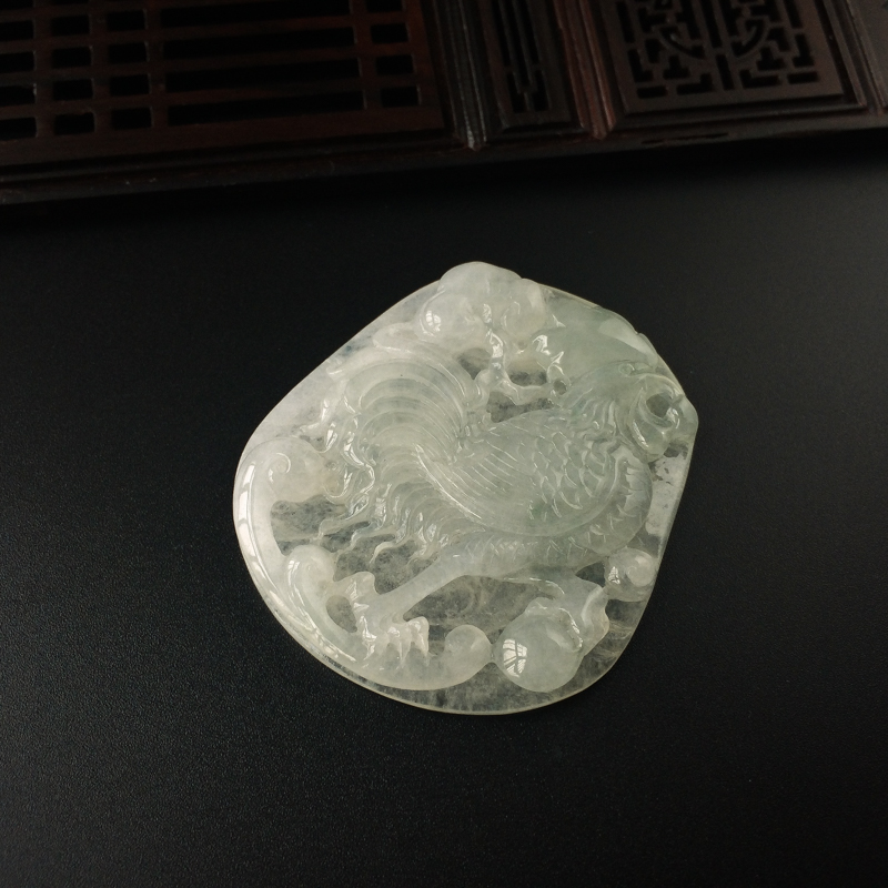 缅甸天然淡绿翡翠鸡牌吊坠-红掌柜