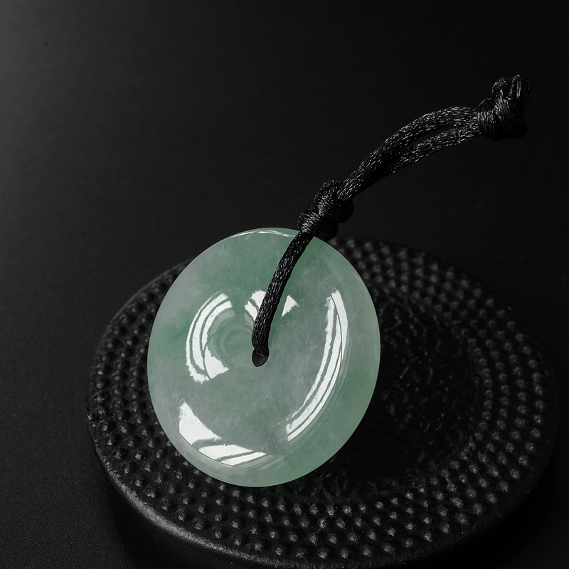 浅绿翡翠平安扣吊坠-红掌柜