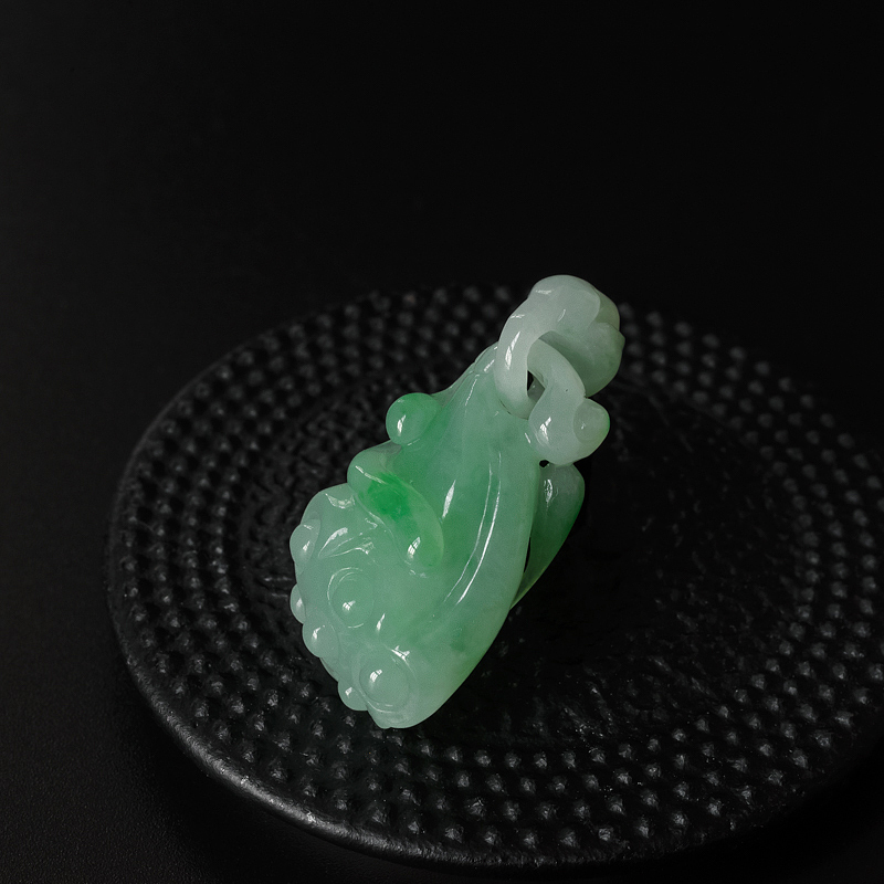 浅绿翡翠莲子吊坠-红掌柜