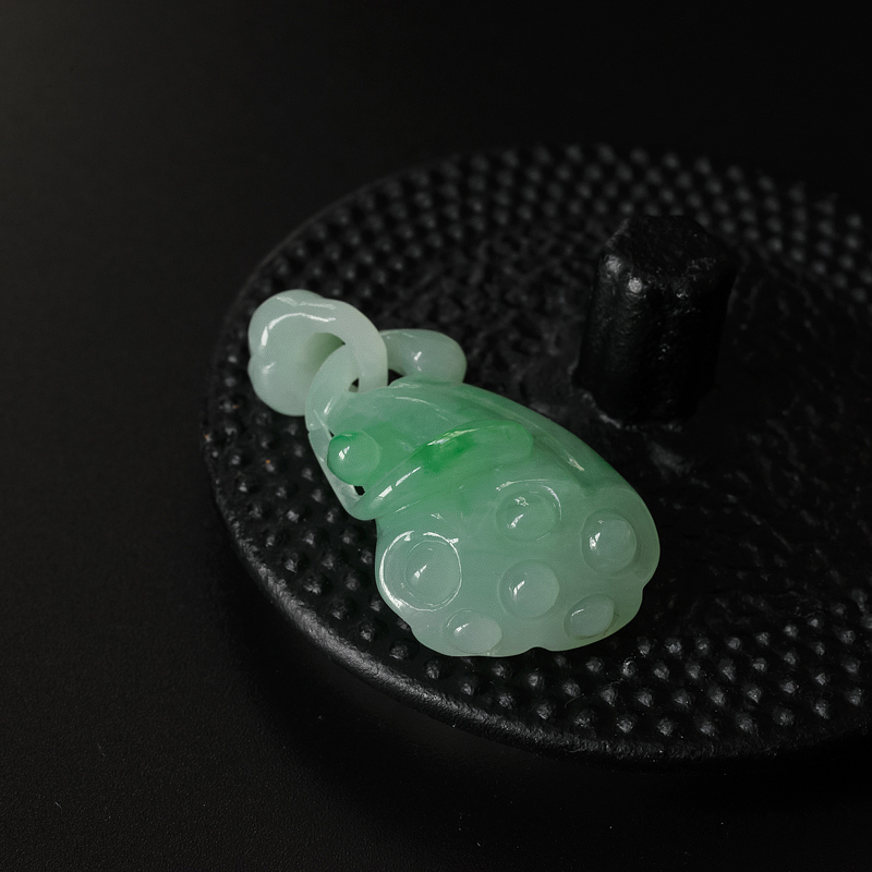 糯种浅绿翡翠莲子-红掌柜