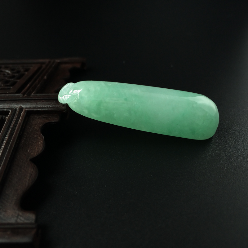 缅甸天然糯种苹果绿翡翠吊坠-红掌柜