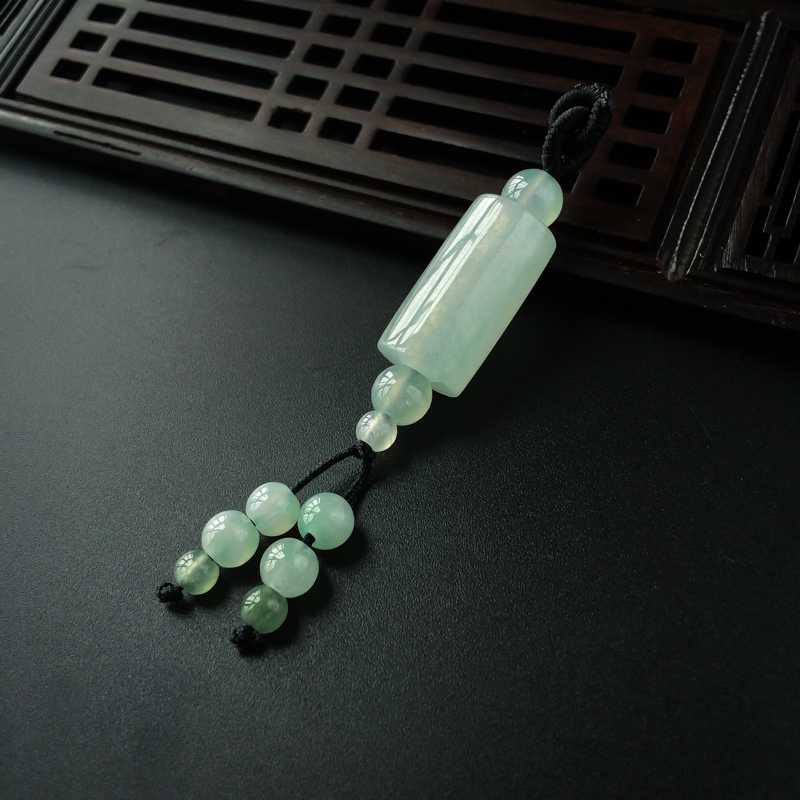 缅甸糯冰种淡绿翡翠路路通吊坠-红掌柜