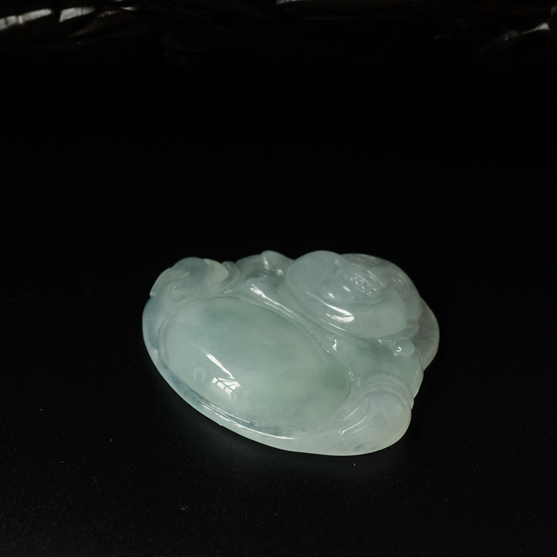 缅甸天然细糯种浅绿翡翠吊坠-红掌柜