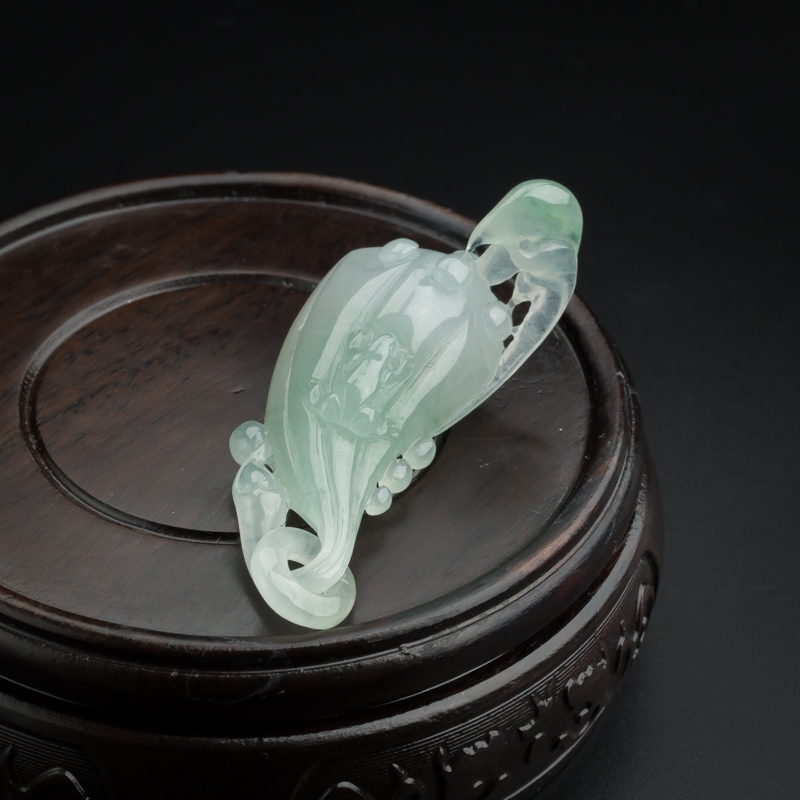 缅甸天然浅绿翡翠连生贵子吊坠-红掌柜