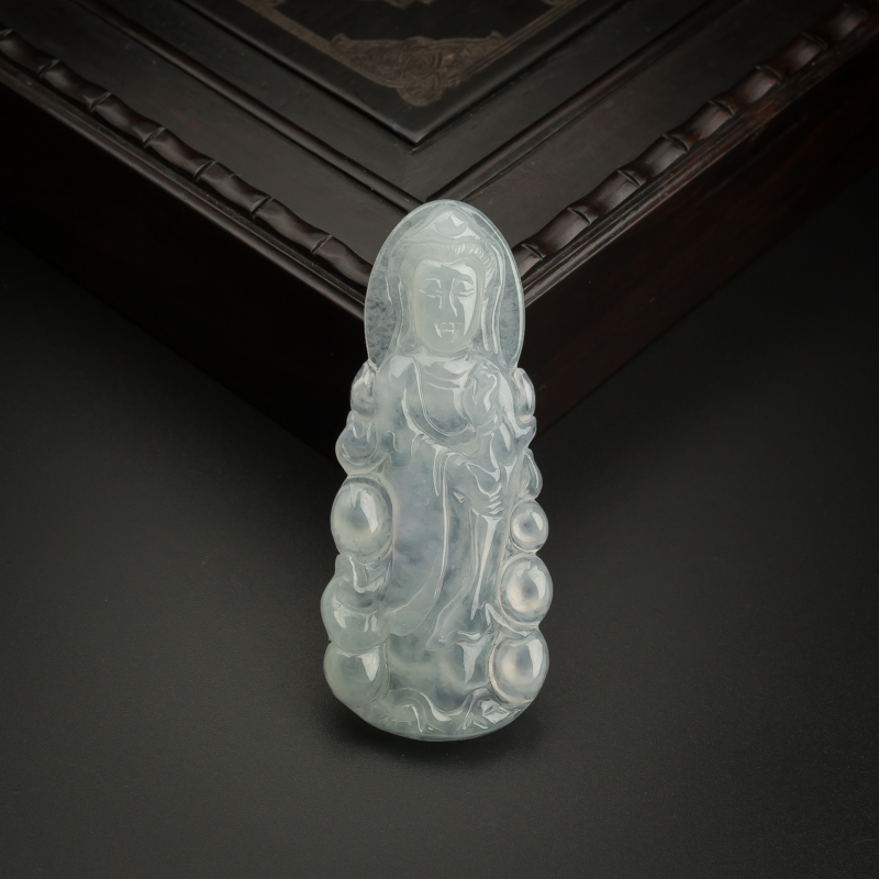 缅甸天然糯种浅绿翡翠观音吊坠-红掌柜