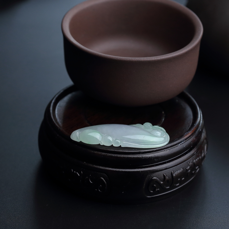 春带彩翡翠福瓜吊坠 - 红掌柜