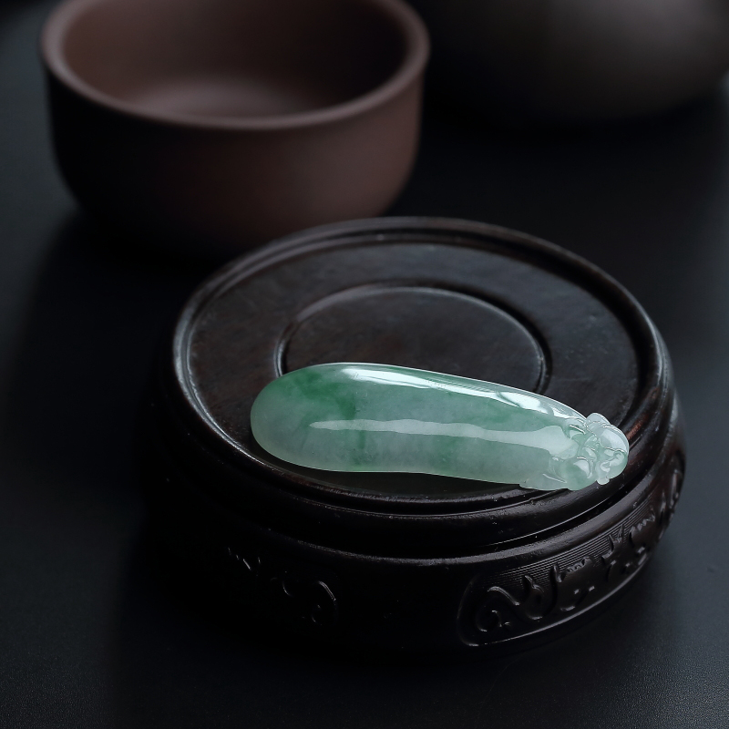 飘绿翡翠福瓜吊坠 - 红掌柜