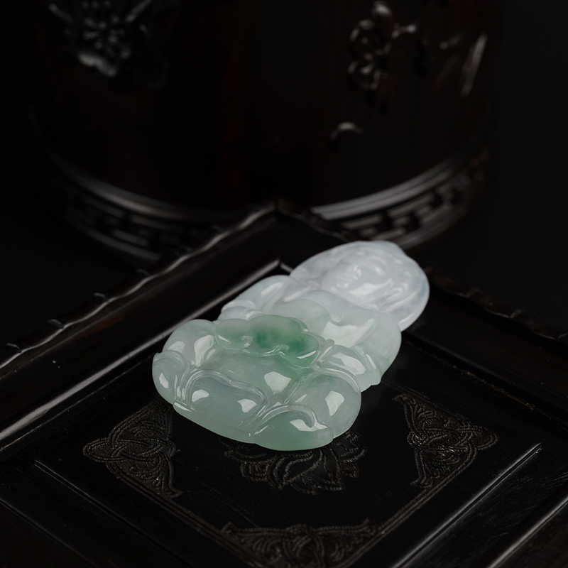 缅甸天然糯种飘绿翡翠吊坠-红掌柜