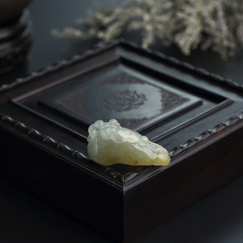 A货天然糯种飘黄翡翡翠知足吊坠 - 红掌柜