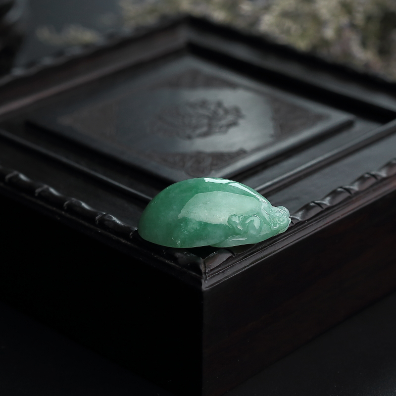 苹果绿翡翠吊坠 - 红掌柜
