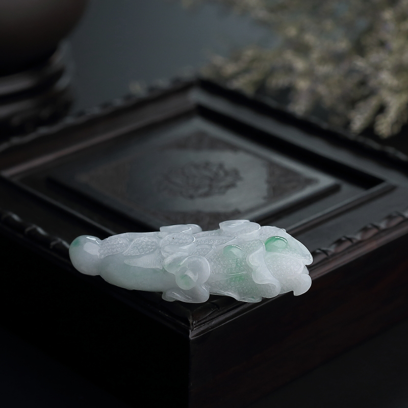 天然翡翠吊坠-红掌柜