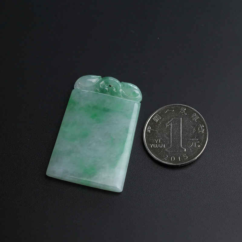 缅甸A货飘绿翡翠吊坠 - 红掌柜