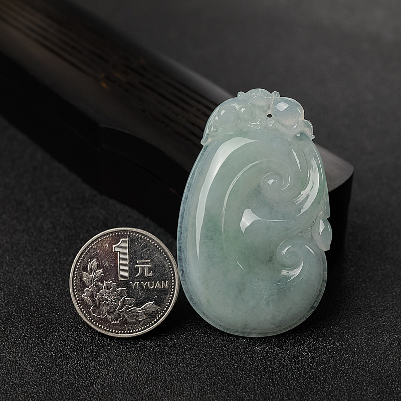天然浅绿翡翠如意吊坠 - 红掌柜