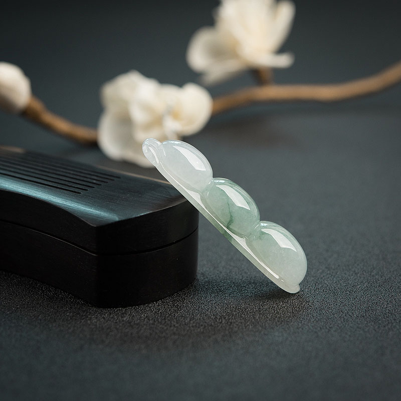 天然翡翠吊坠-红掌柜