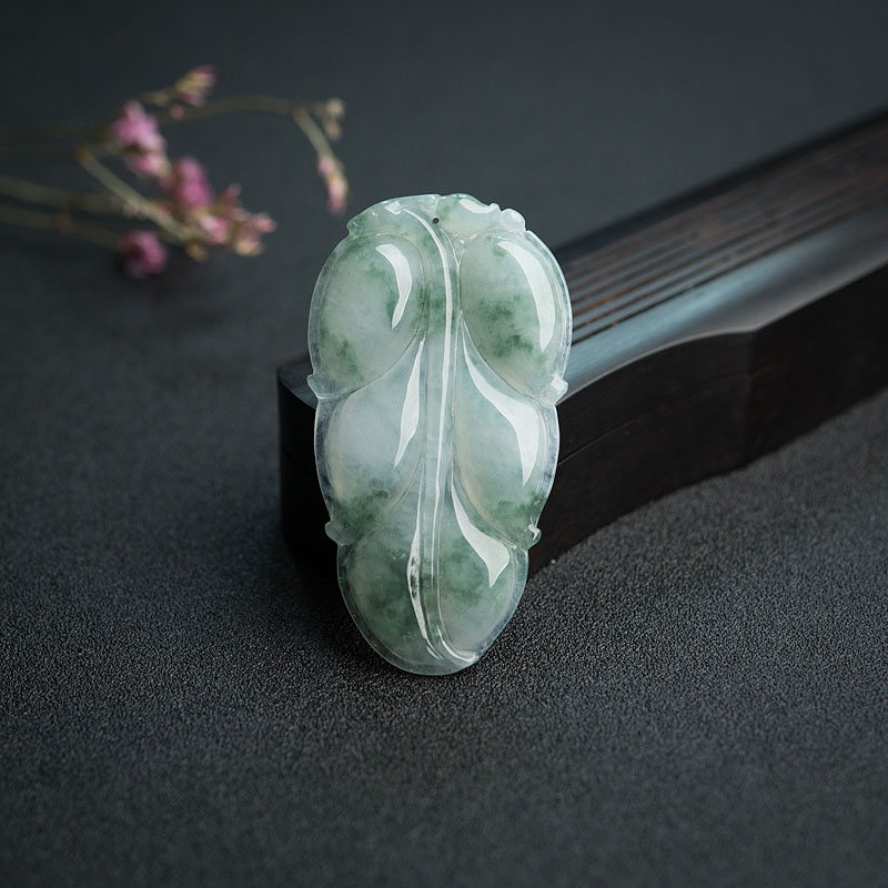缅甸天然糯种飘花翡翠叶子吊坠-红掌柜