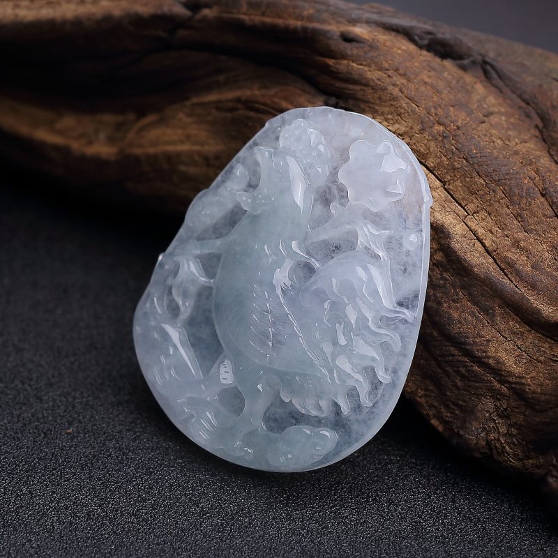 糯种翡翠鸡牌吊坠-红掌柜