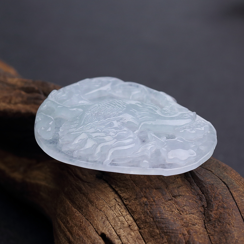 天然翡翠鸡牌吊坠-红掌柜