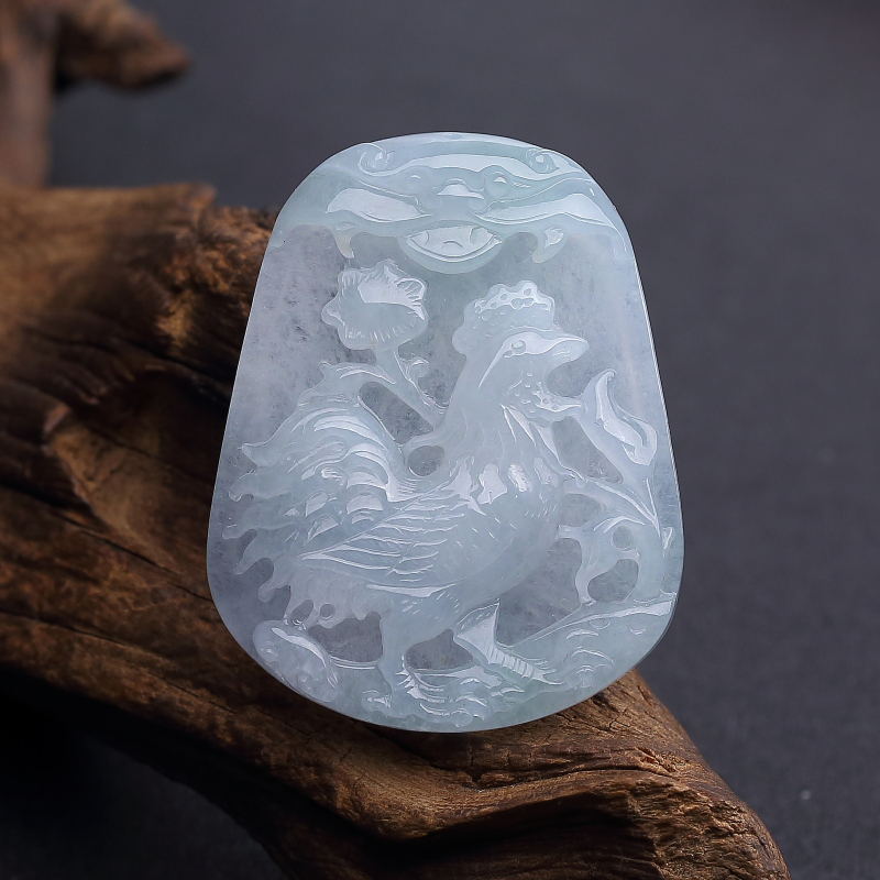 糯种浅绿翡翠鸡牌吊坠-红掌柜