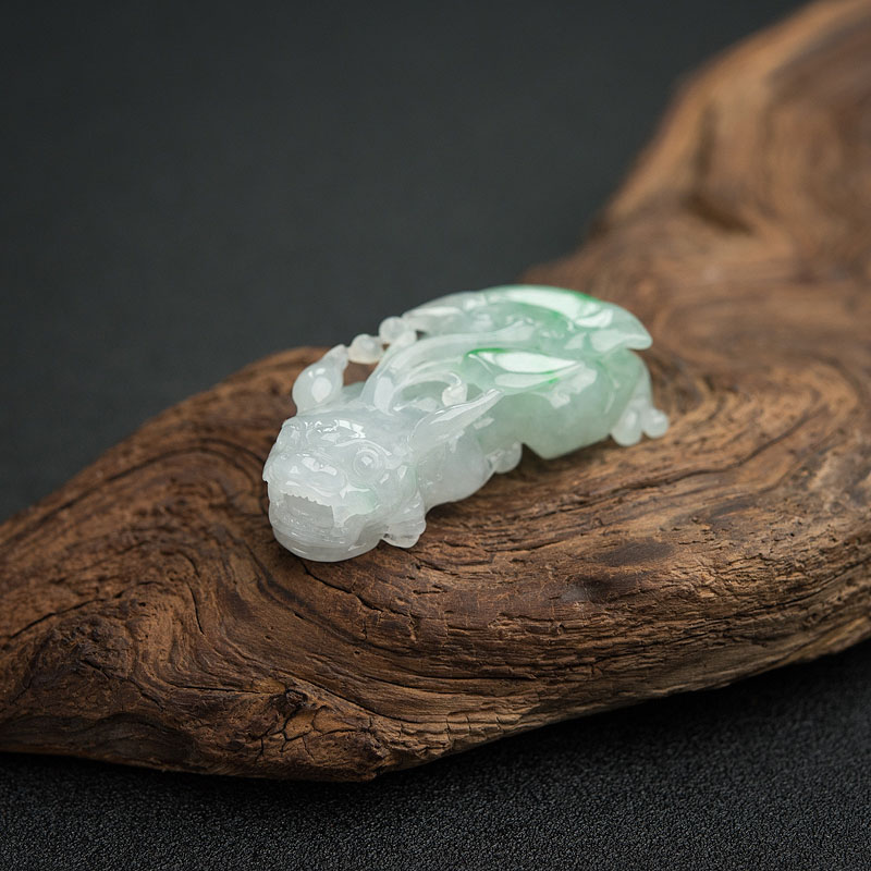 缅甸天然糯种飘翠翡翠吊坠-红掌柜