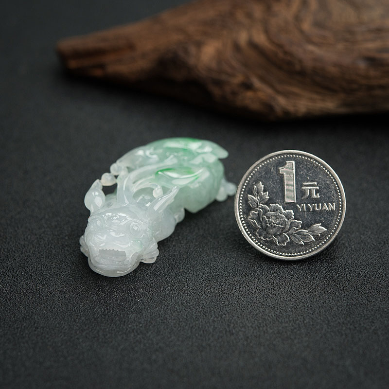 糯种飘翠翡翠貔貅吊坠-红掌柜