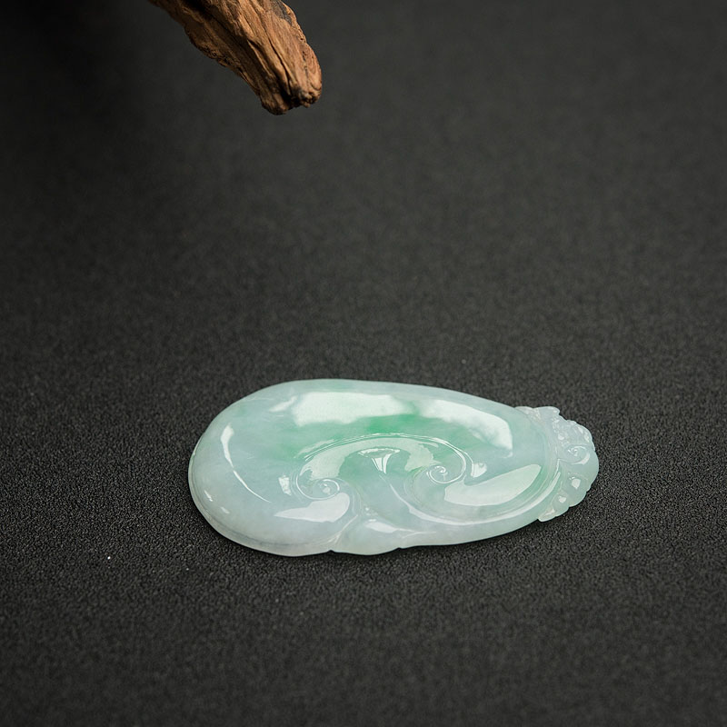 缅甸天然糯种飘翠翡翠吊坠-红掌柜