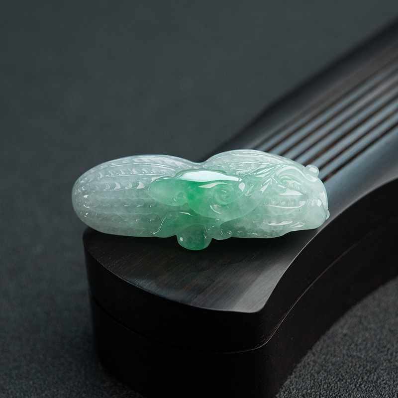 天然翡翠多子多福吊坠-红掌柜