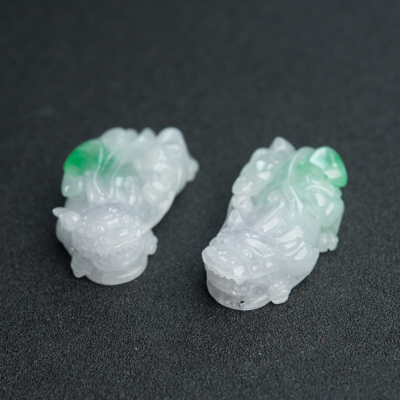 糯种翡翠貔貅吊坠-红掌柜