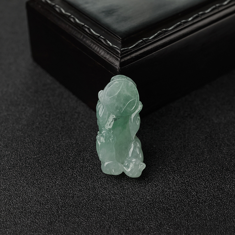 翡翠貔貅吊坠-红掌柜