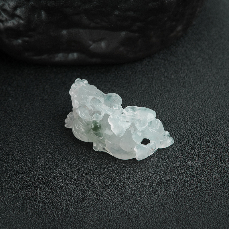 缅甸糯冰种飘花翡翠貔貅吊坠-红掌柜