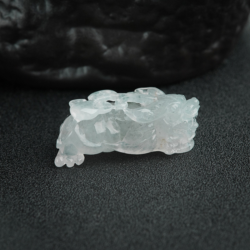 飘花翡翠貔貅吊坠-红掌柜