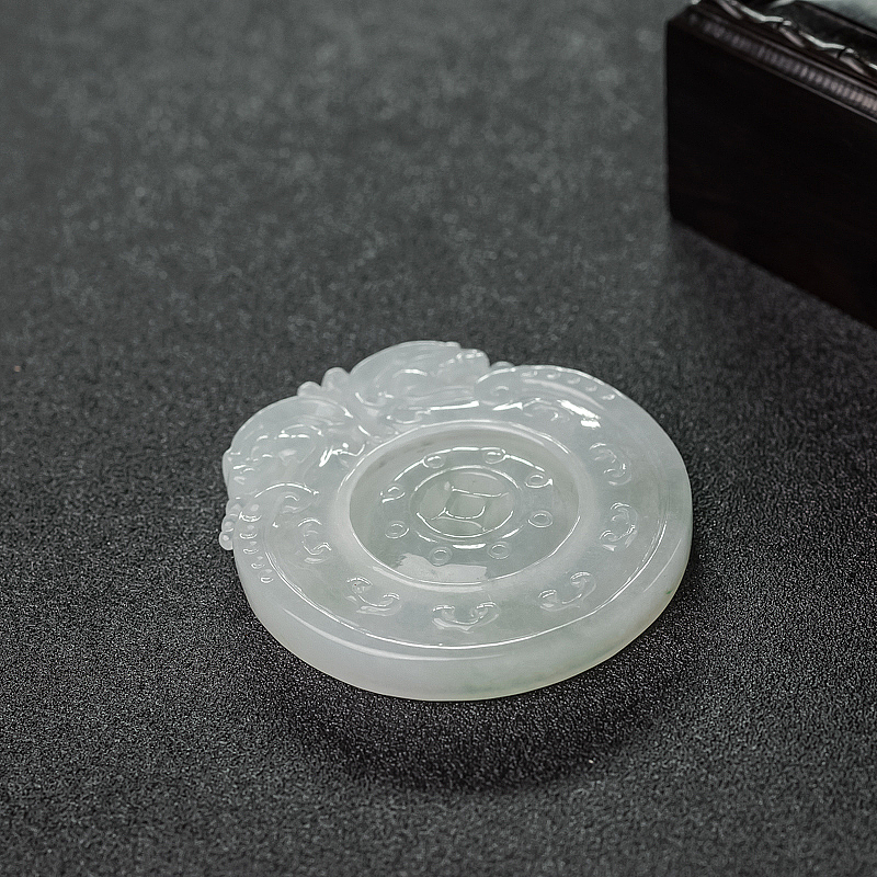 天然糯种浅绿翡翠转运双龙扣吊坠-红掌柜