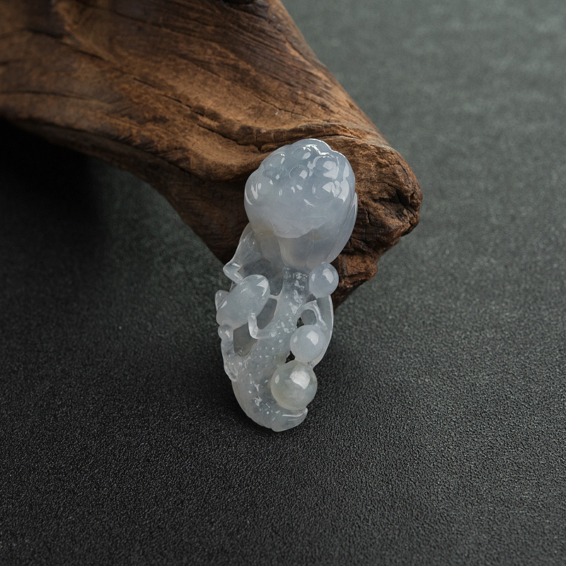 缅甸翡翠吊坠-红掌柜