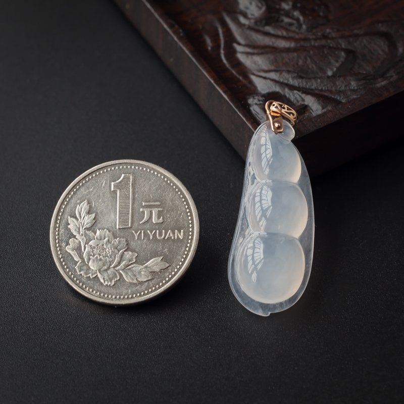 翡翠福豆吊坠-红掌柜