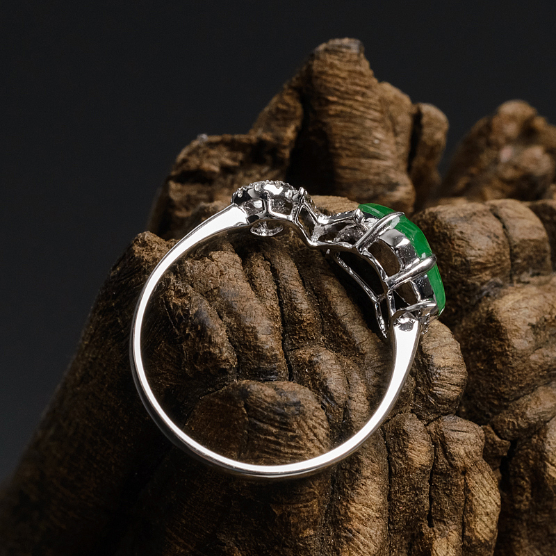 阳绿翡翠戒指-红掌柜珠宝