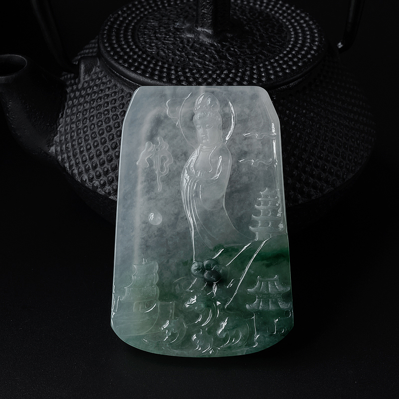 冰糯种飘绿翡翠观音吊坠-红掌柜