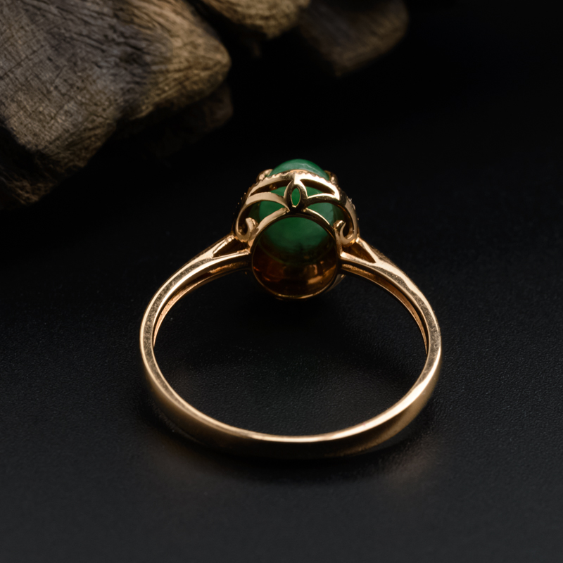18K金镶钻冰糯种苹果绿翡翠戒指 - 红掌柜