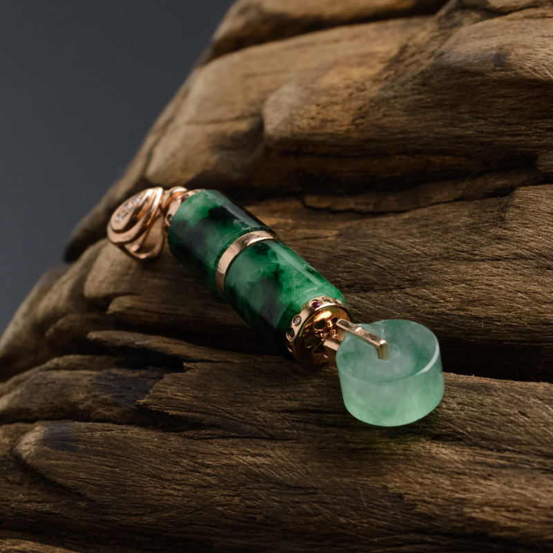 18K金镶钻冰糯种飘花翡翠吊坠 - 红掌柜