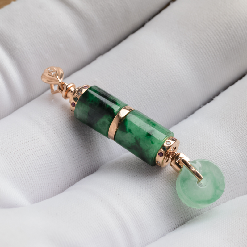 飘花翡翠吊坠 - 红掌柜