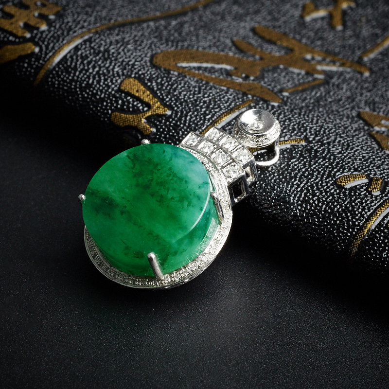 缅甸18K金镶钻冰糯种花绿翡翠吊坠-红掌柜