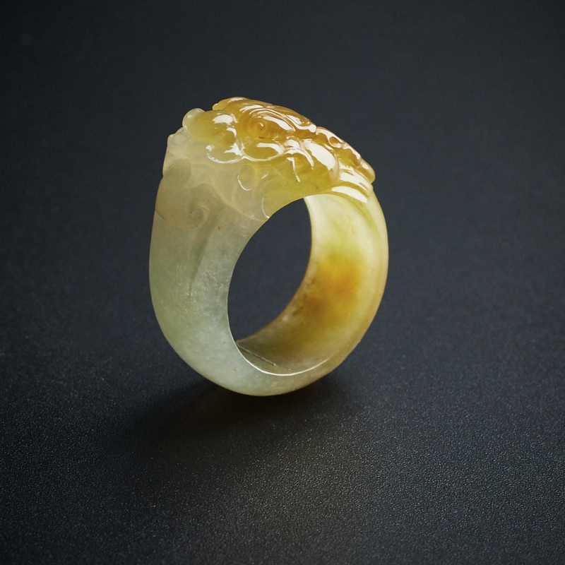 天然冰糯种飘黄翡龙头戒指 - 红掌柜