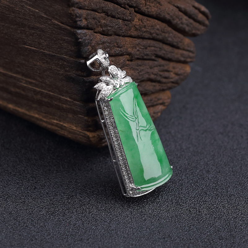 缅甸18K金镶钻糯种飘翠翡翠竹节吊坠-红掌柜