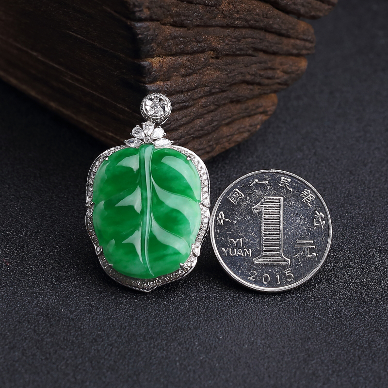 18K金镶钻糯冰种翠色翡翠叶子吊坠-红掌柜