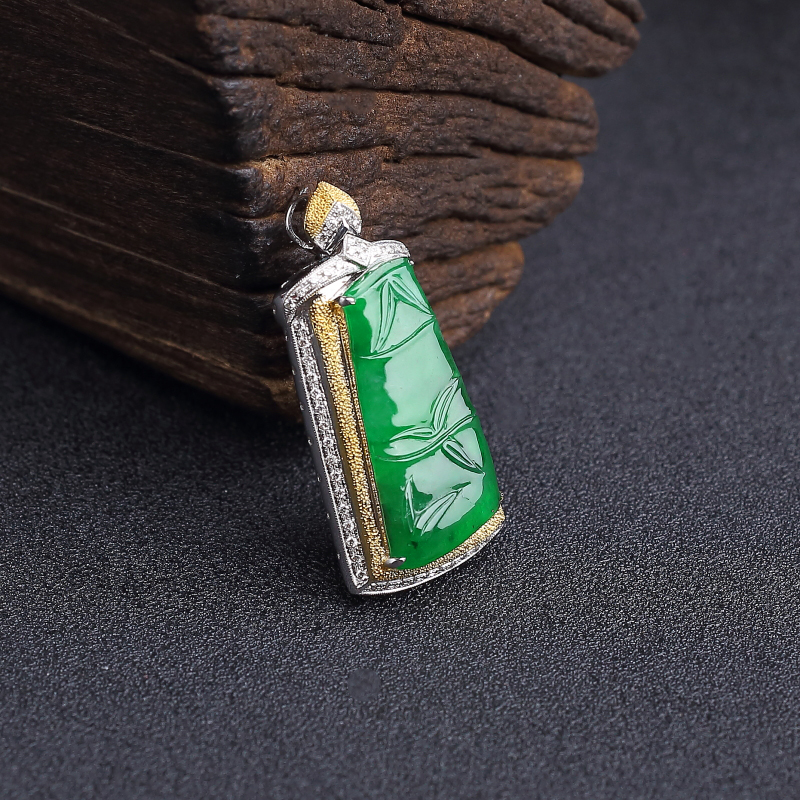 缅甸冰种翠色翡翠竹节吊坠-红掌柜