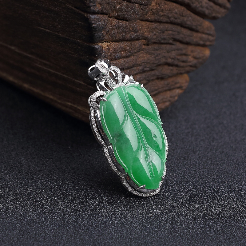 缅甸糯种翠色翡翠叶子吊坠-红掌柜
